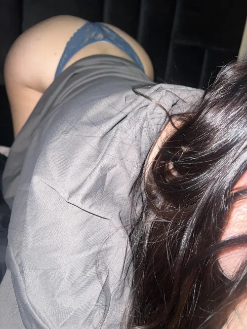 Packst du mich auch an meinen Haaren wenn du mich Doggy fickst? 🥵🥵