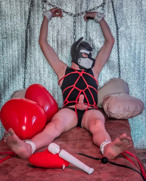 That's how I spent my time on Valentine's Day. More on mine OF