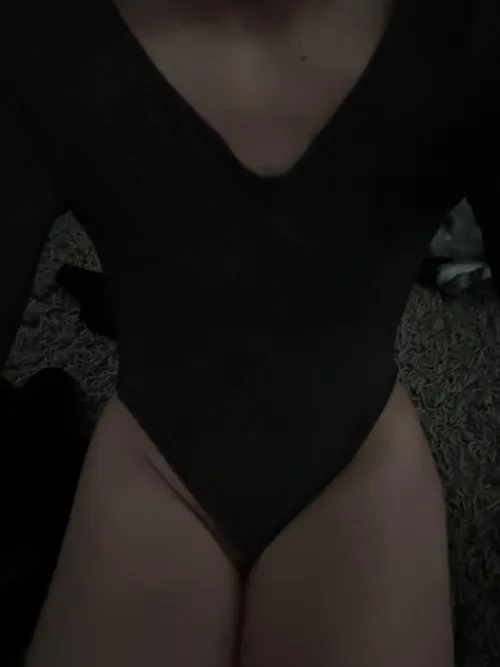 thighs look better together