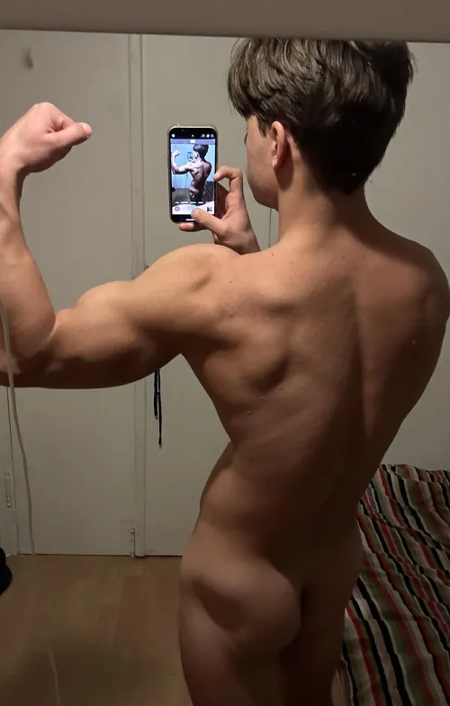 (20)Trained my ass today