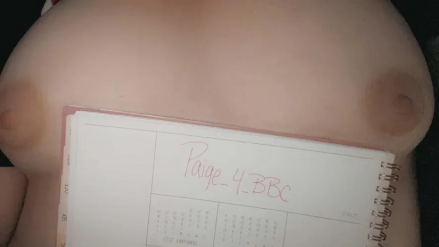 23F [MF4M] My man (Straight - BBC) and I are looking 4 couples or big cocks. He will let me have you solo. Verified Pics of me are on my profile. If you are interested. DMs and Chats are open