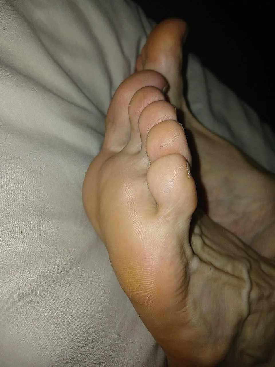 26m with size 9 feet (I show them off for fun) DMs open