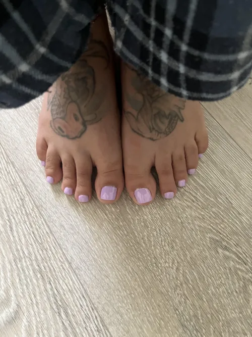A close up of my little toes ☺️