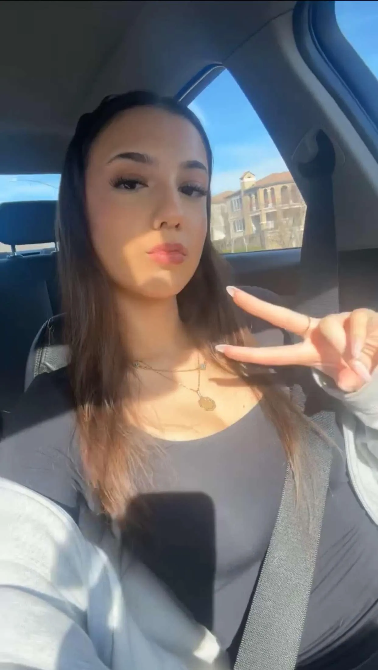 [B4D] looking for daddiesss😉