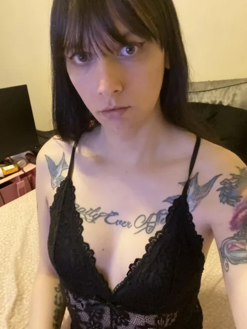 [B4D] Trans girl looking for a daddy to help me out, having a rough day