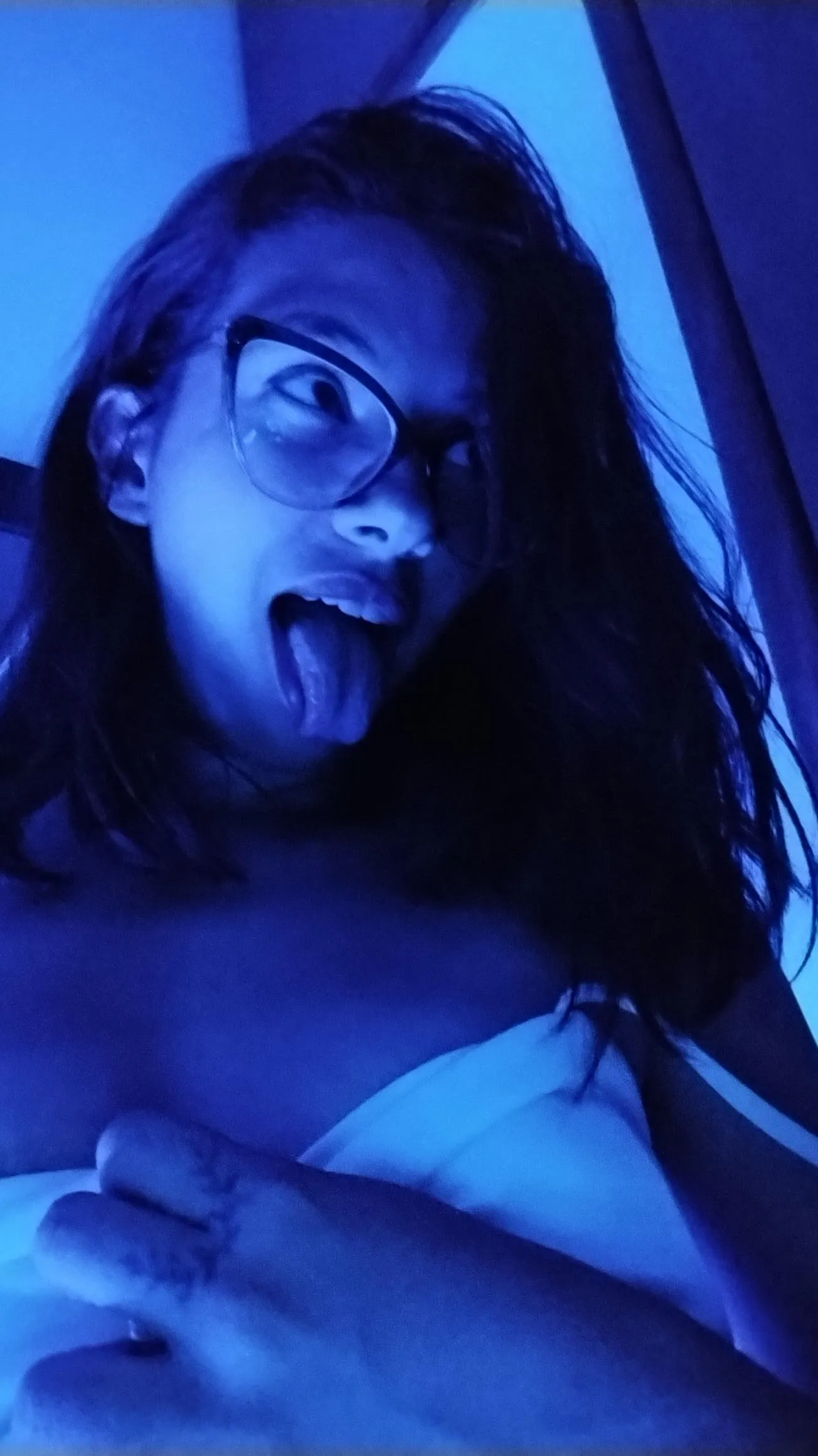 Can I show you my slutty face