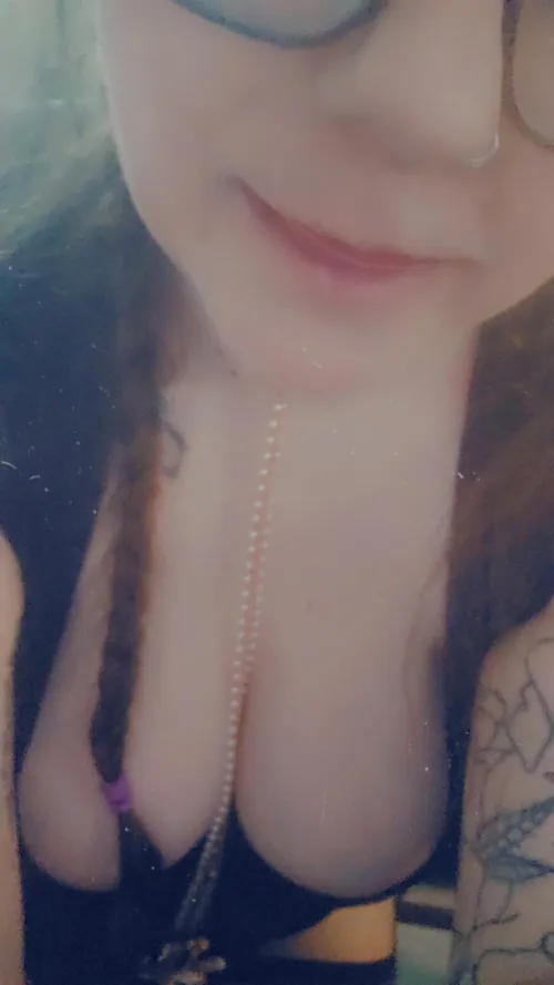 Daddy likes when I show off for him 😈