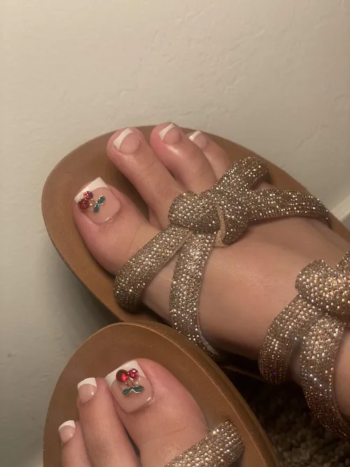 Do your friends and family know you have a foot fetish ?