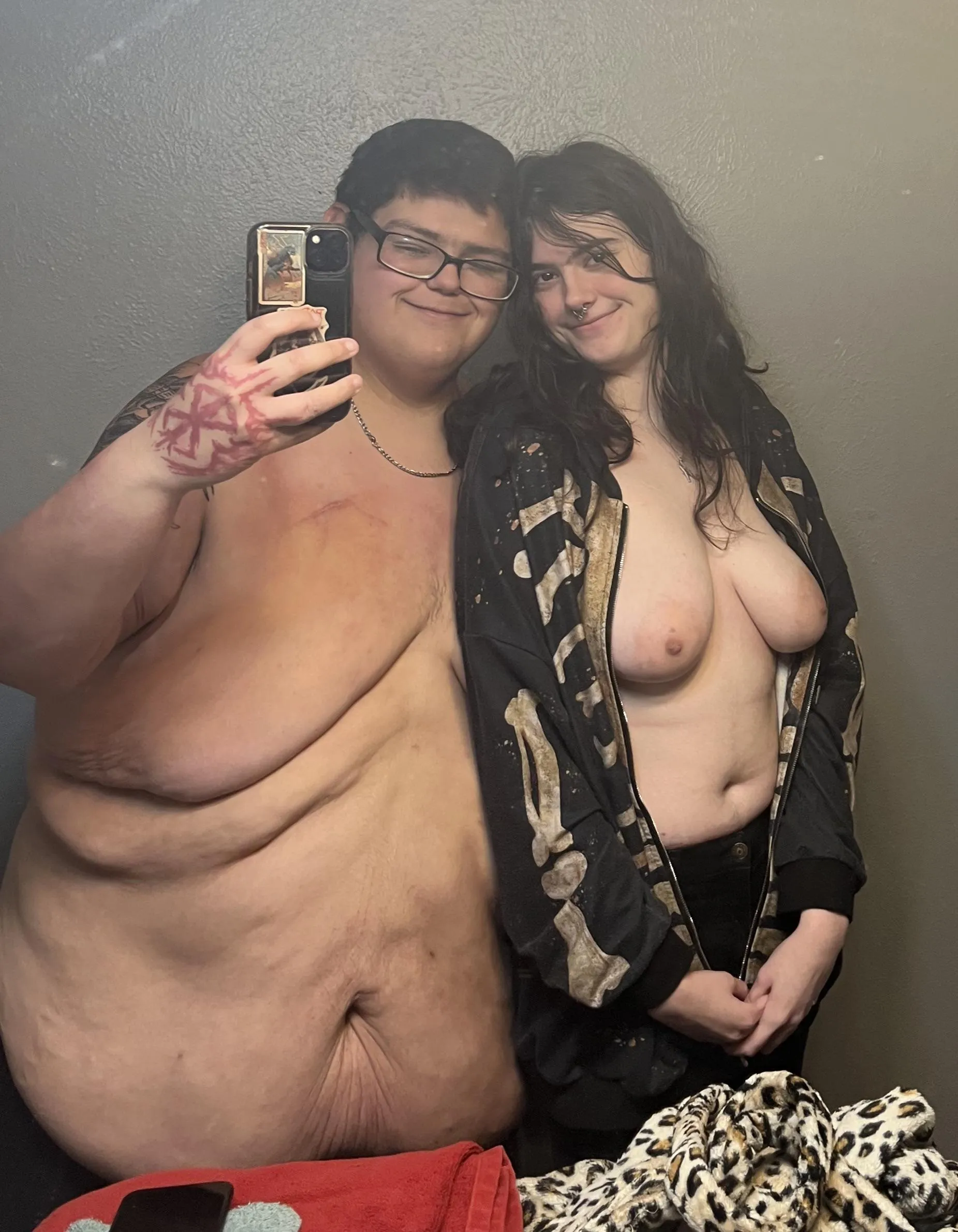 Enjoy this picture I forgot about~