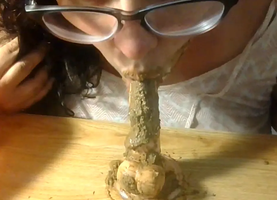 (F) Moar lube, please :O