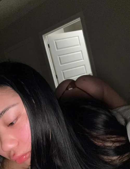 hiii anyone into asians??