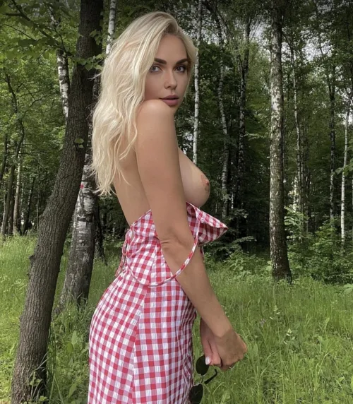 How bad do you want me 🍒😈 🎁⬇️🎁