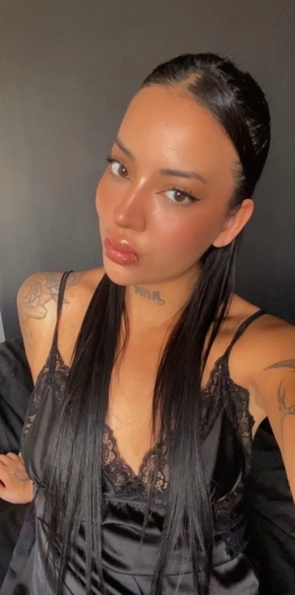 I candle two heads at the same time, who's up now?