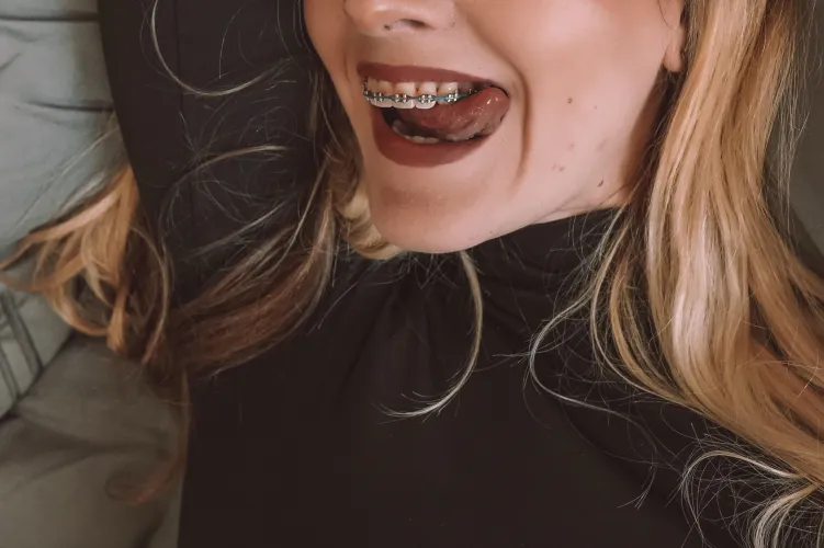 Let’s put our tongues together