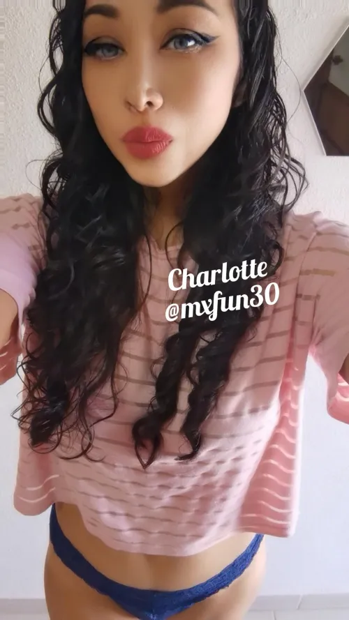 Mami wanna start horny weekend now