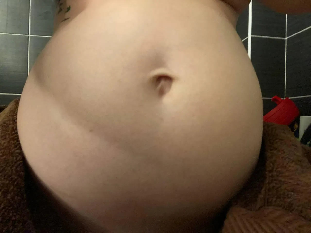 Something goes in my belly again..