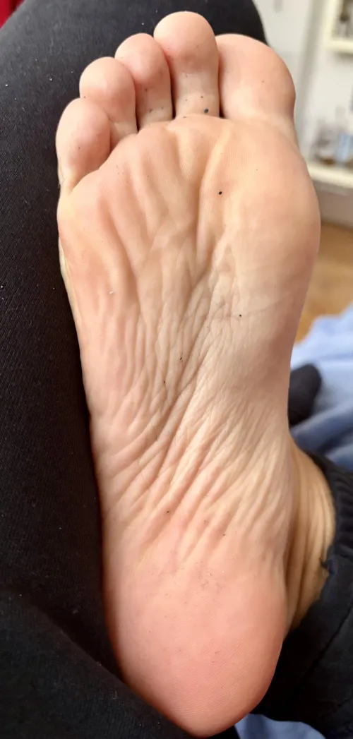 Who wants to give me a cum tribute 🤤🥵