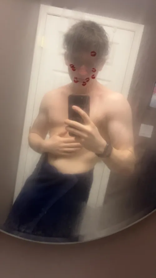 18m Looking to have some fun in your car Surrey area HMU