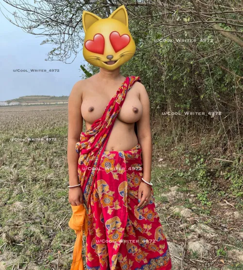 Can you hold my blouse please,I need some fresh air 😉