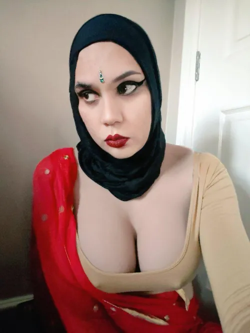 Do you like busty Hijabi?