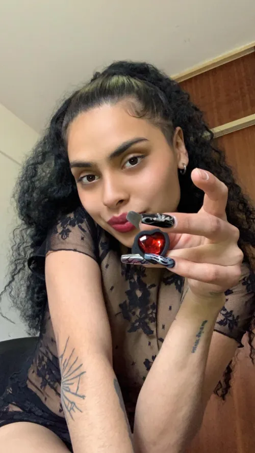 Give me a positive vote if you have a small dick.