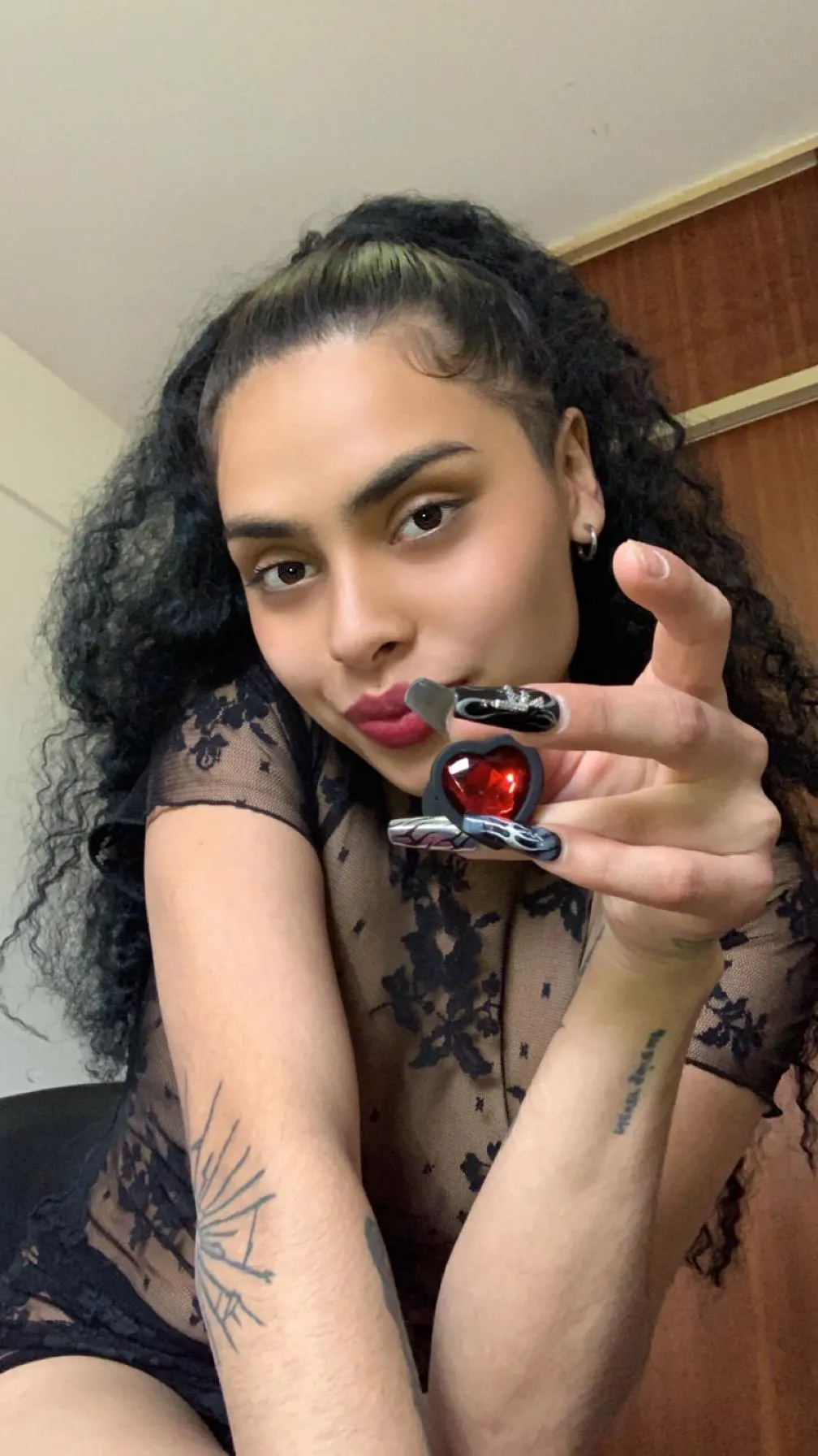 Give me a positive vote if you have a small dick.