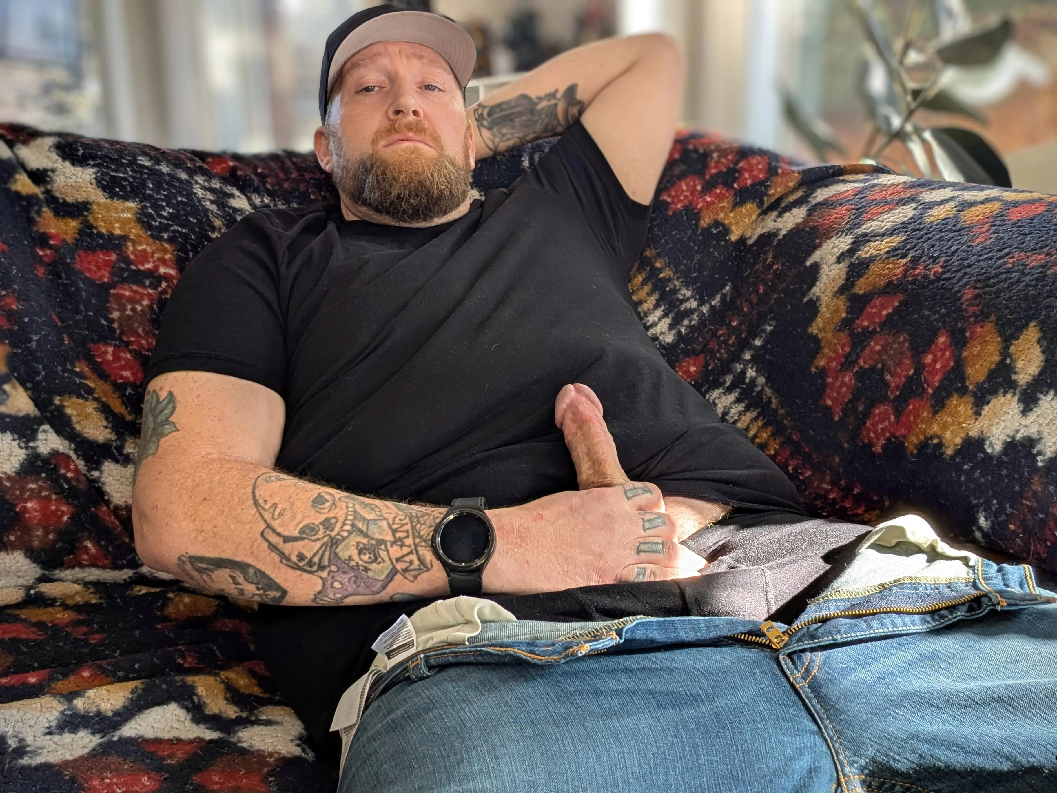 Gotta chance to sit down and relax this morning.. Gotta chance to sit down and relax this morning..