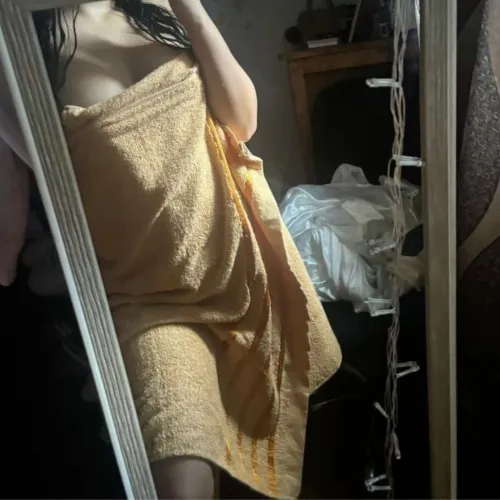 i do custom tonight! hit me up💦