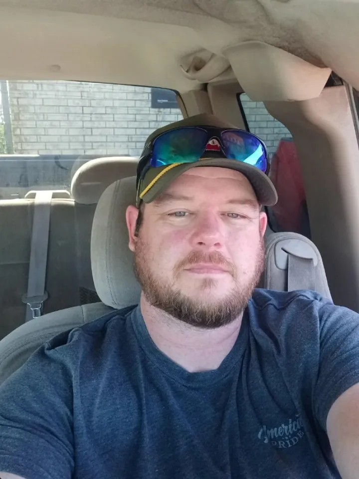 43 m4mf looking for couples in the area.