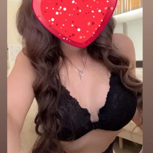 43 x Female x Oxnard