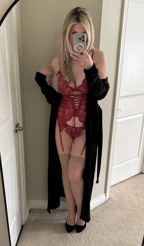 A fun little red number