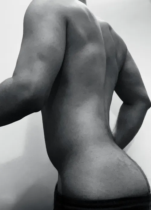 A silly strut with a side of butt [M] #248