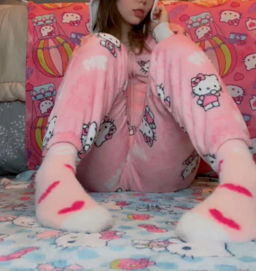 All foot fetish content found here