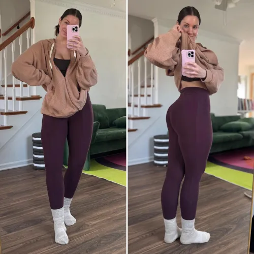 Another day, another Pilates outfit