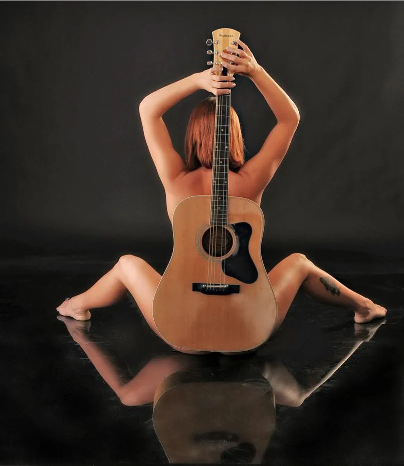 Bouncing against her buttocks