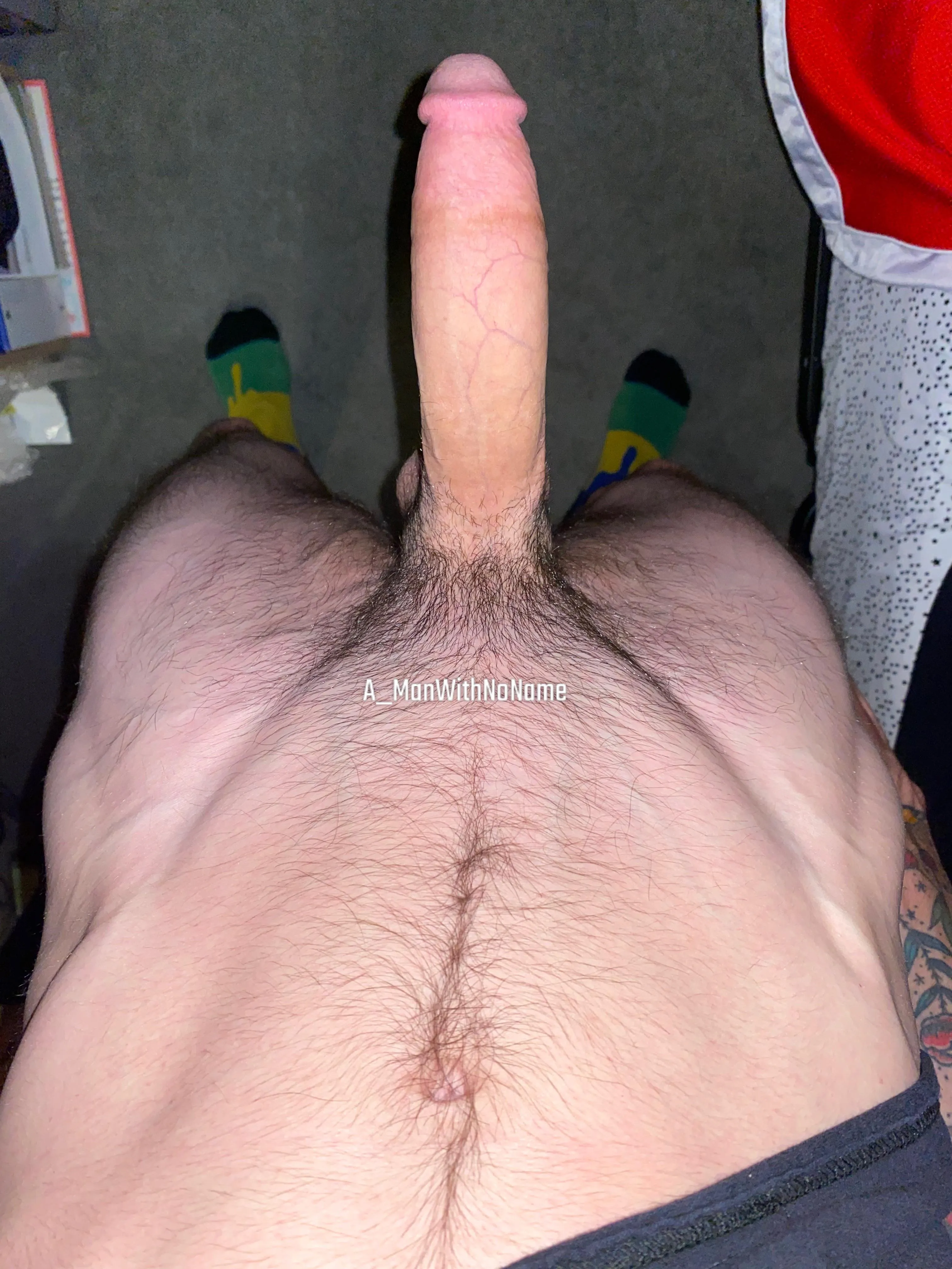 cant suck cock allday if you dont start now 🤷🏻‍♂️