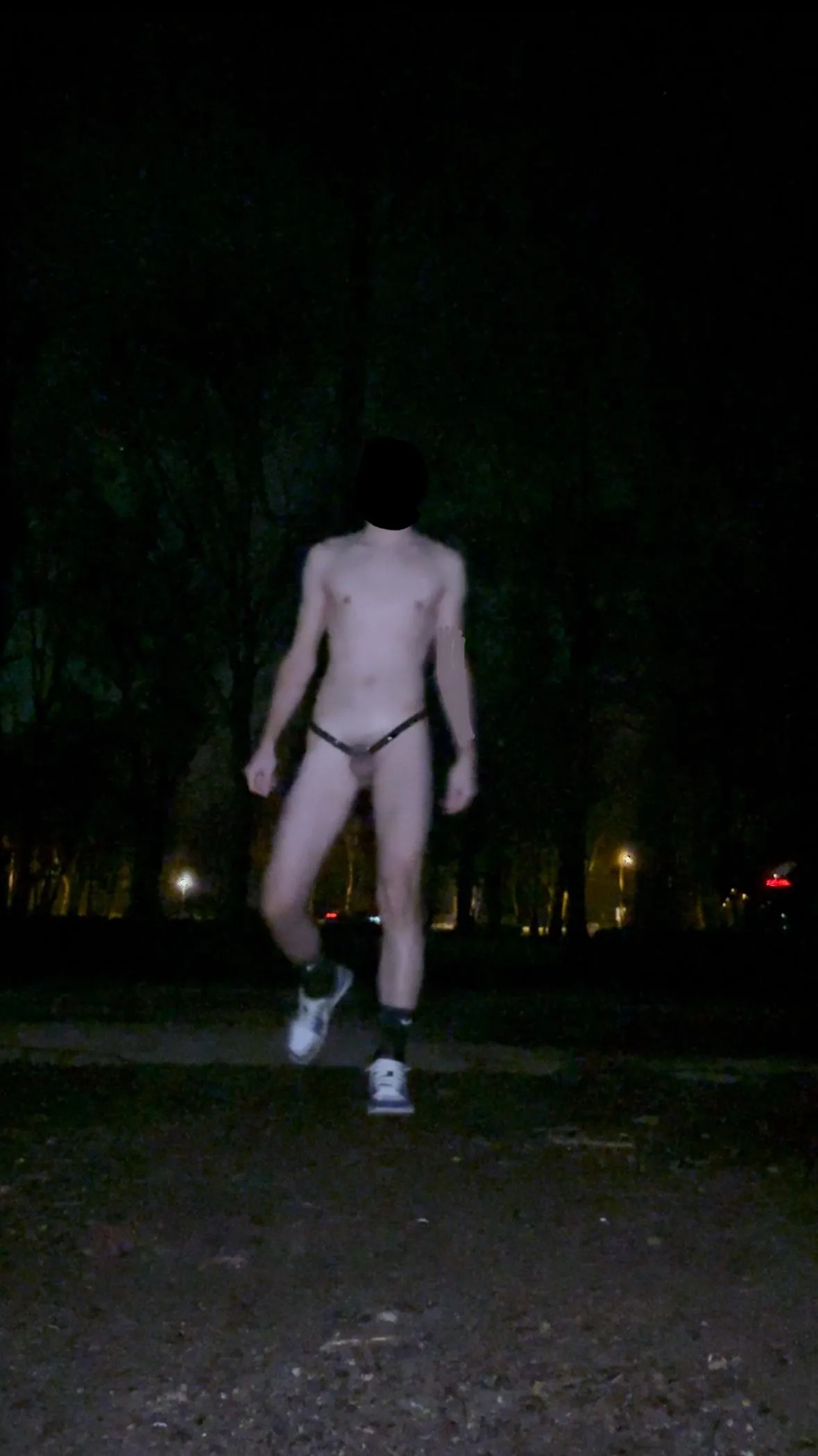 Had some fun in the parking lot 🤭 (cars and road in the background)