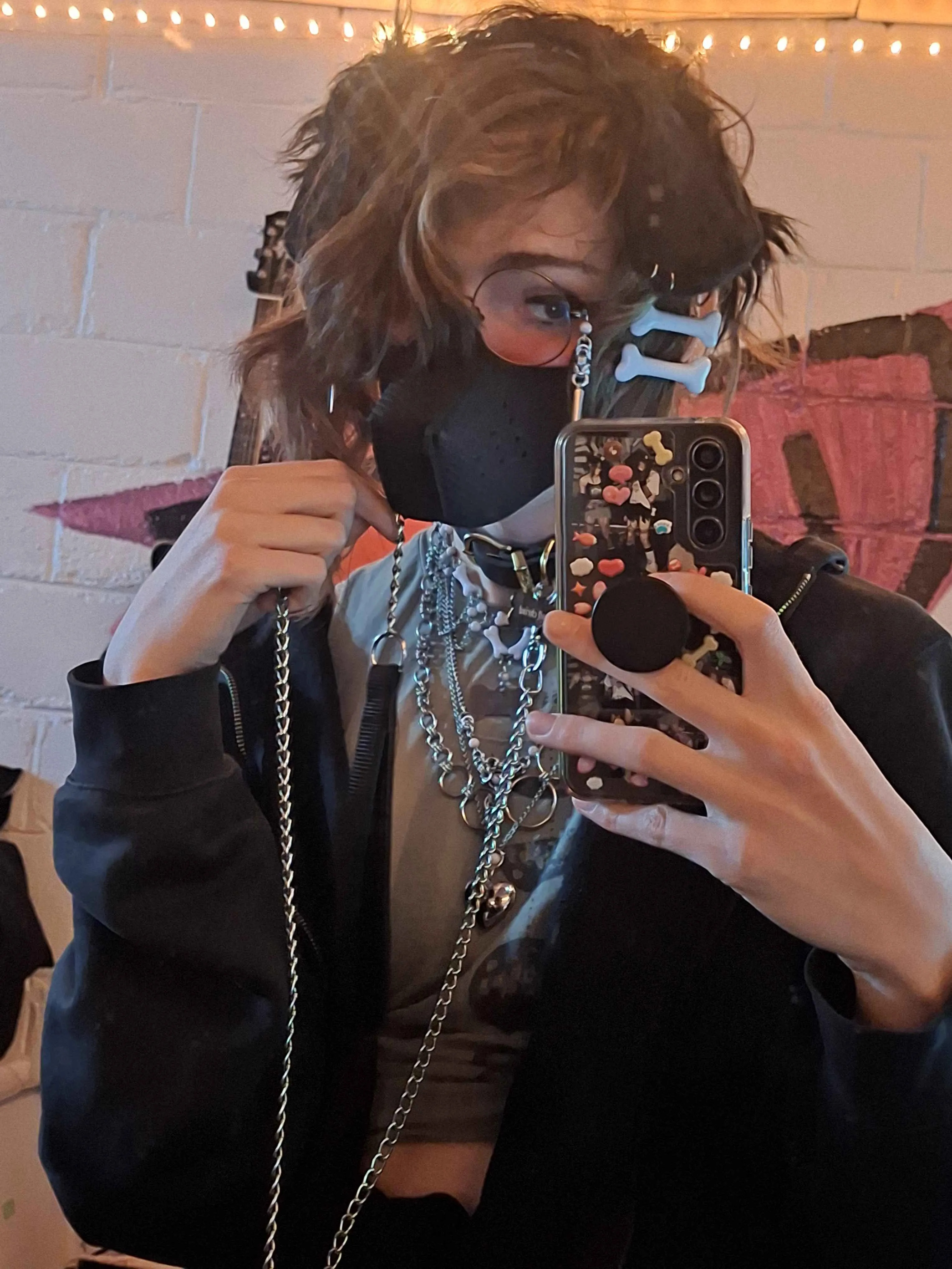 hey i think you dropped this... 🐾