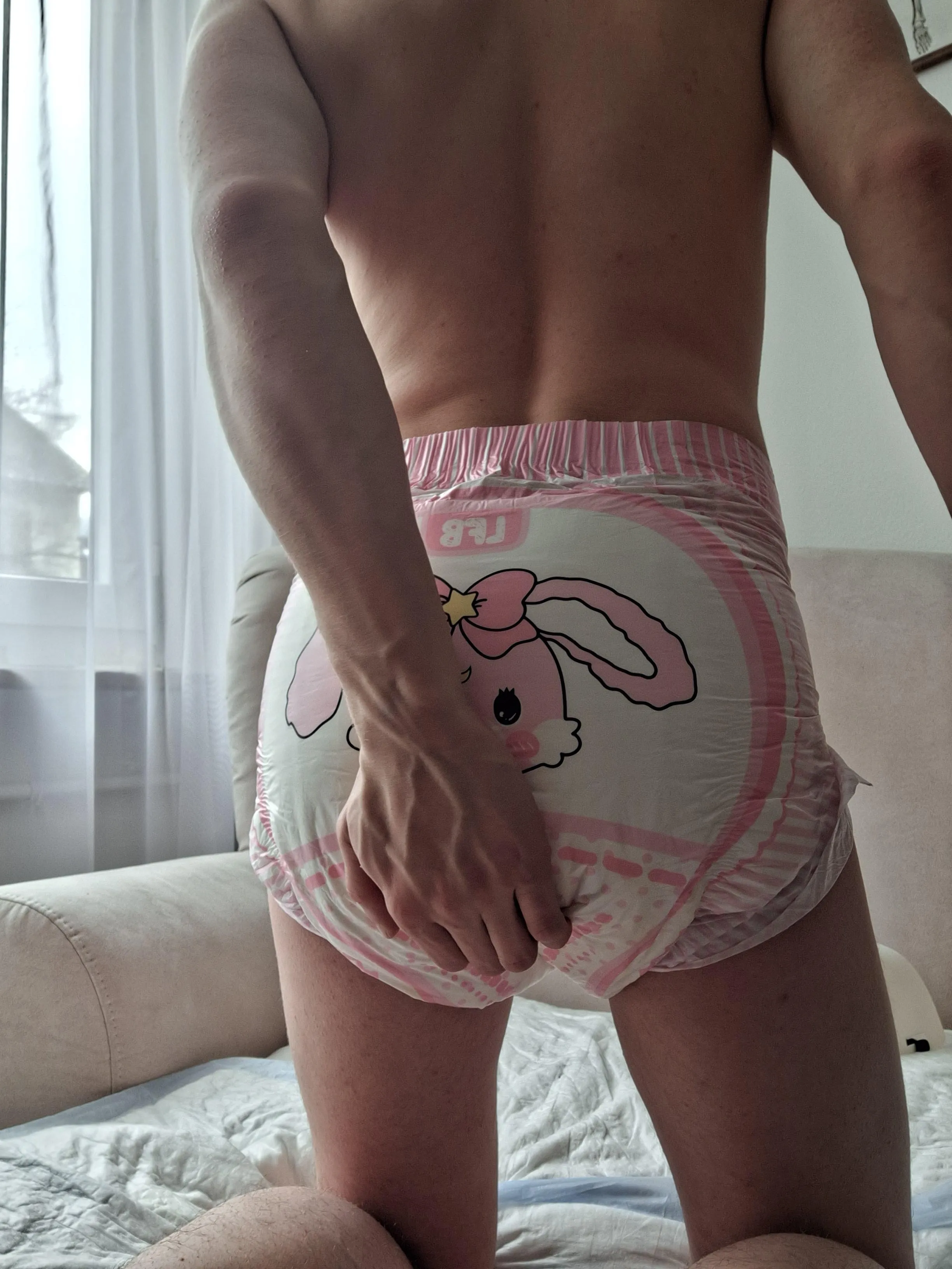 I honestly adore the sound of my diaper makes when I playes squishies ❤️🥰