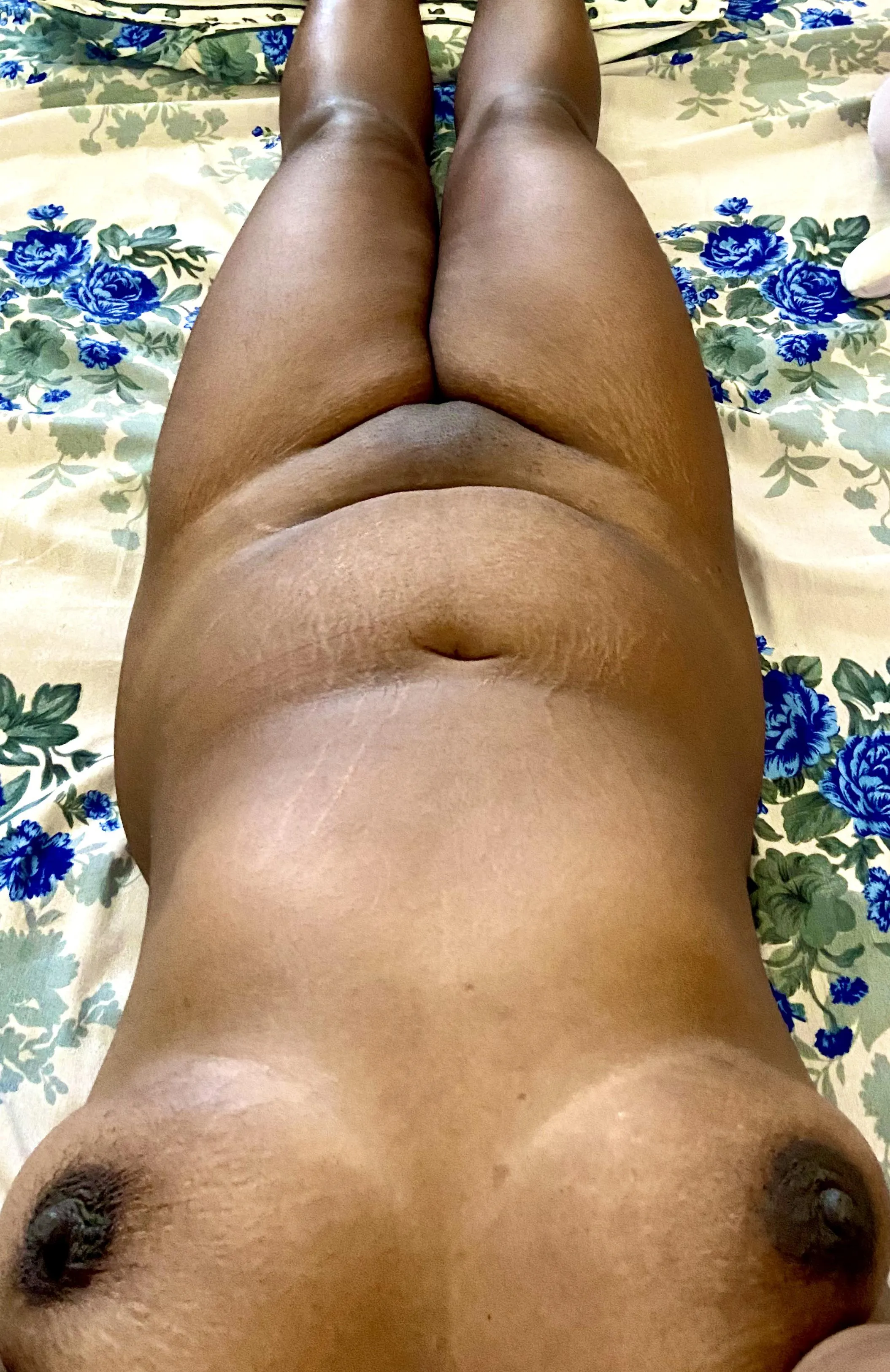 I just want to lie on the beach and eat hot dogs. [F]