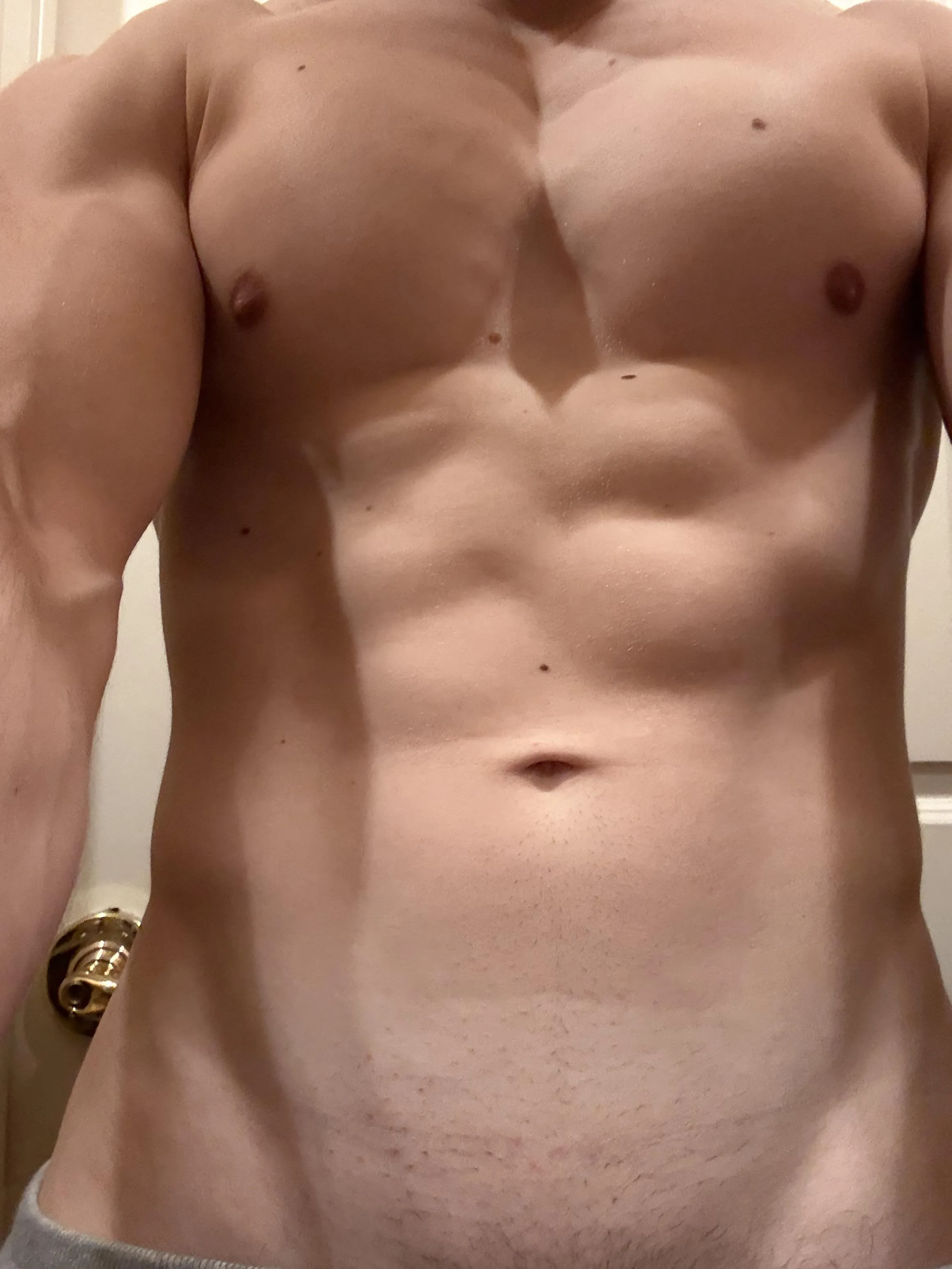 I want you to get on your knees for me after practice 😈