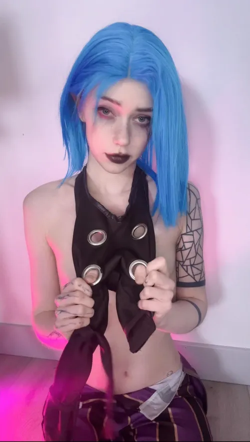 Jinx’s prison haircut (Saekkicos)