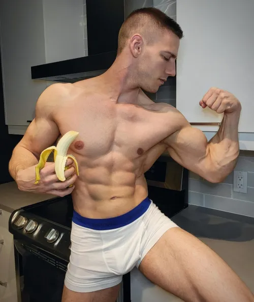 Looking at my gains 💪🏼😏..