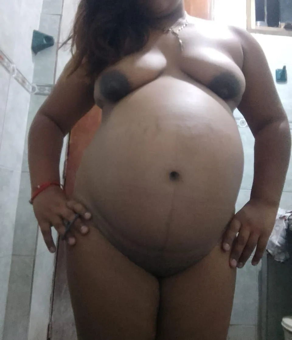 Mama pig ready to be fed to grow more🍕🍔😋🥺