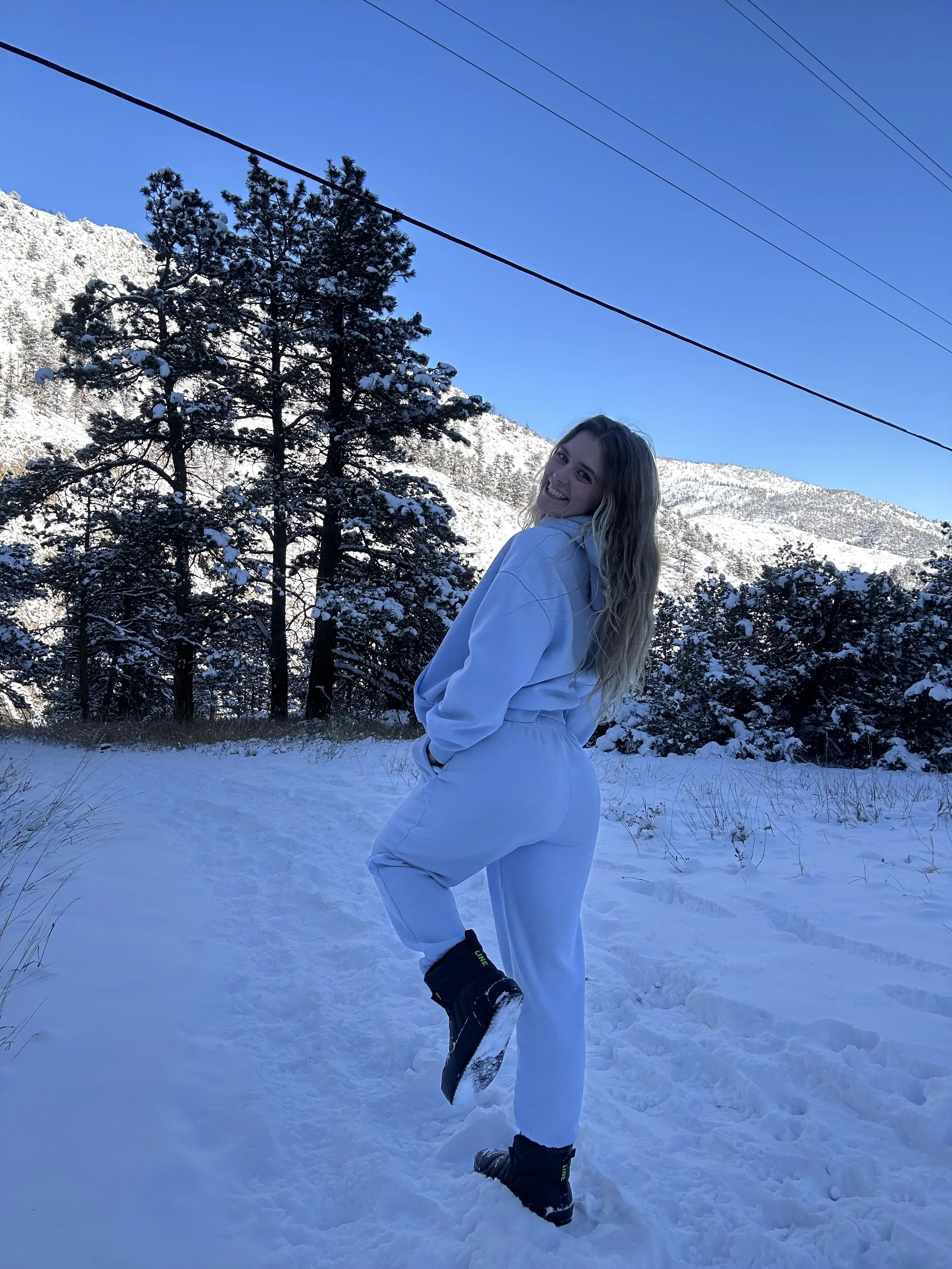 Matching set in blue :)