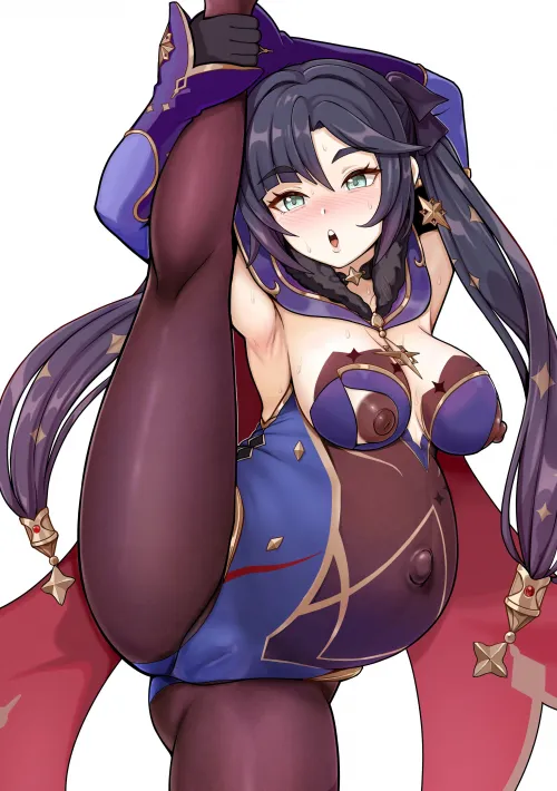 Pregnant Mona Megistus