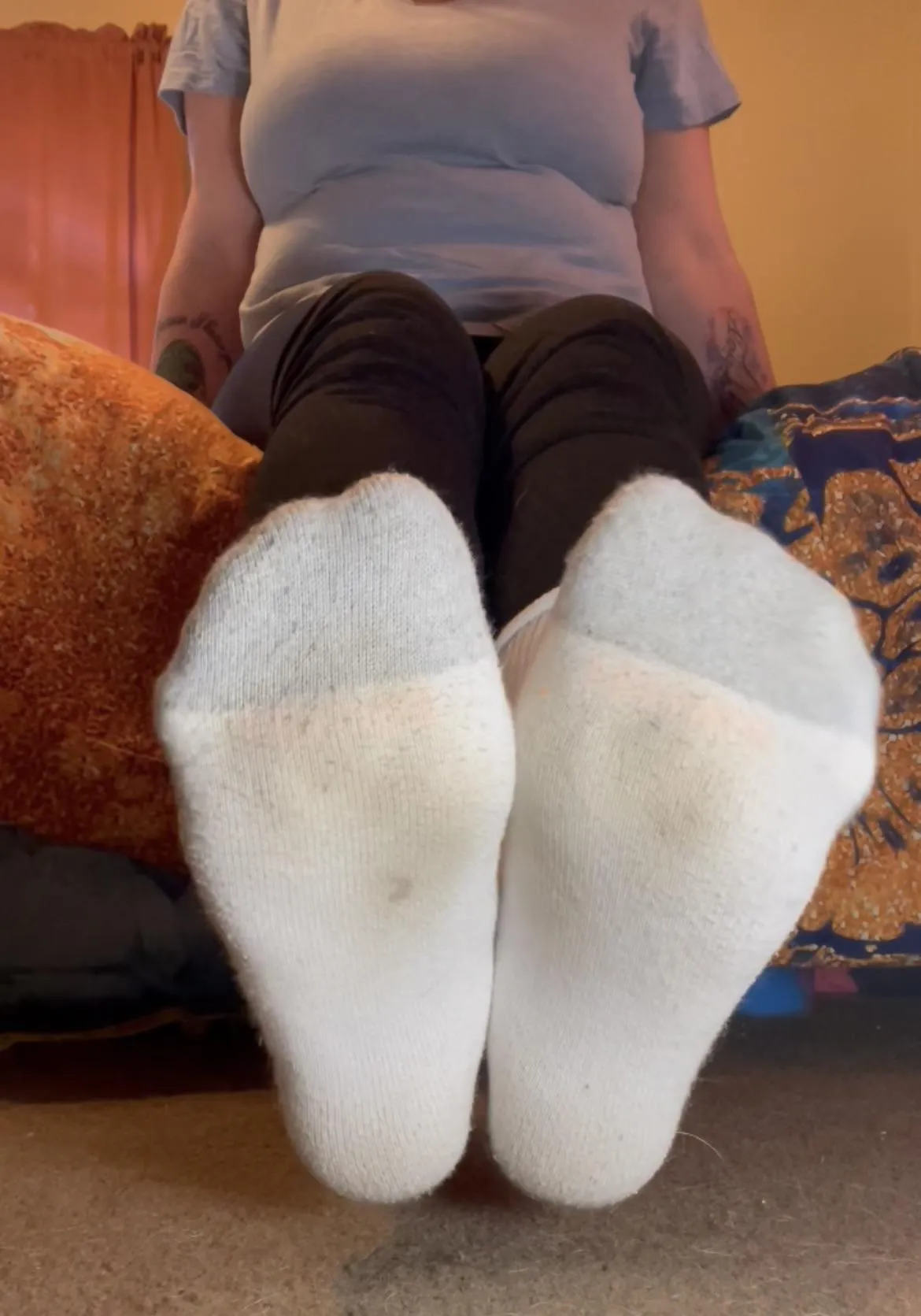 [Selling] I think today is the day you’ll take the plunge and find out what my socks smell like 🥰💕