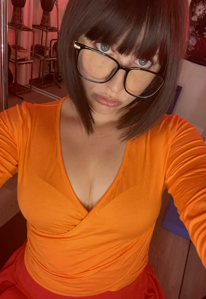 Waifu material? - Velma (Willow) [Scooby-Doo]