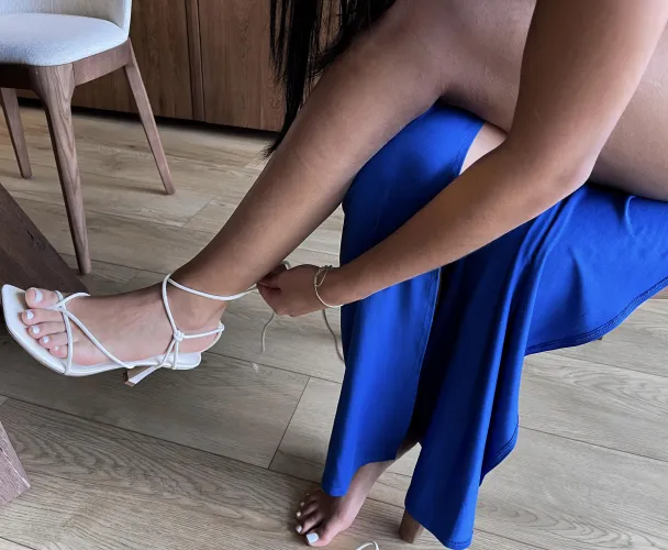 White toes and a fun day out☀️