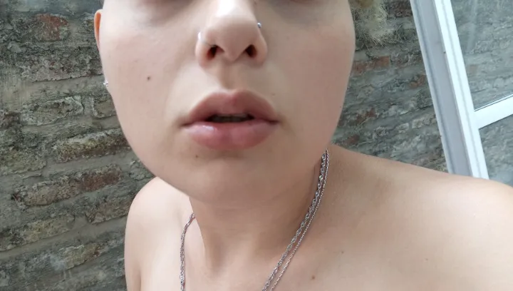 You can imagine me with these sexy painted lips